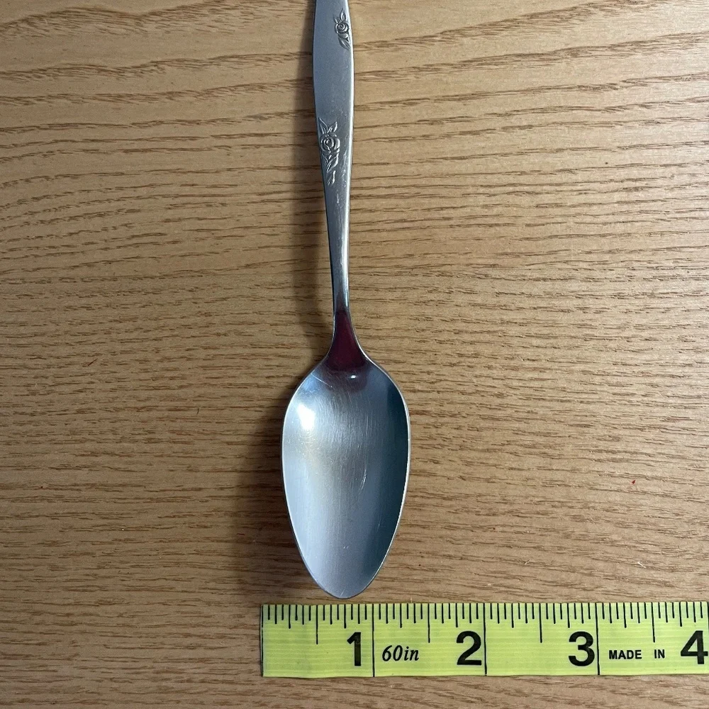 Oneida Stainless Flatware Rose Duet Pattern 4 Teaspoons HTF Pattern Made in USA